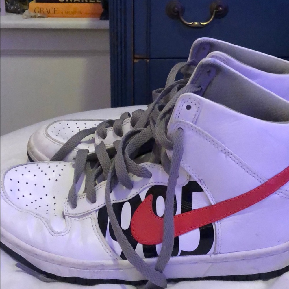 Nike Undefeated Limited edition Dunks